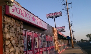 funky pair store