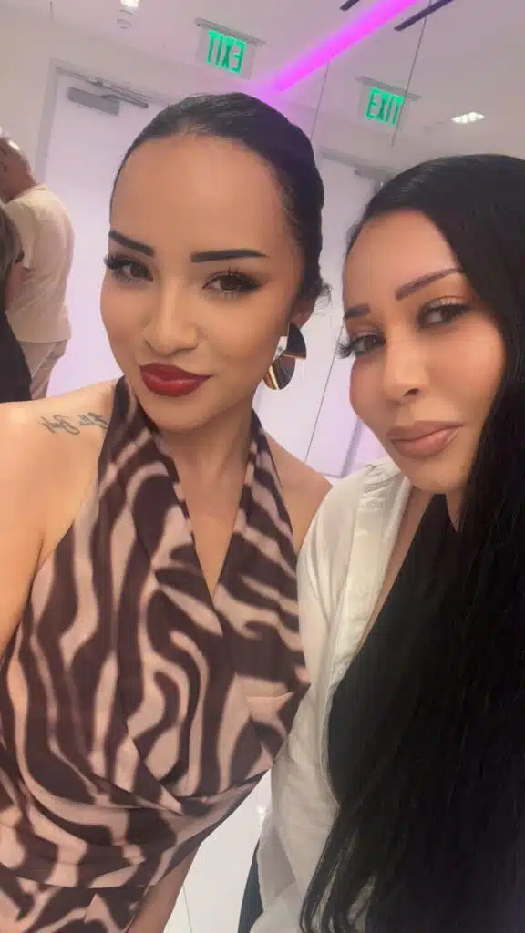 Behind the Scenes with Dr. Desai’s Consultant, Ella 4 38D17D07 C752 44FE A20F 63B933ECFDED
